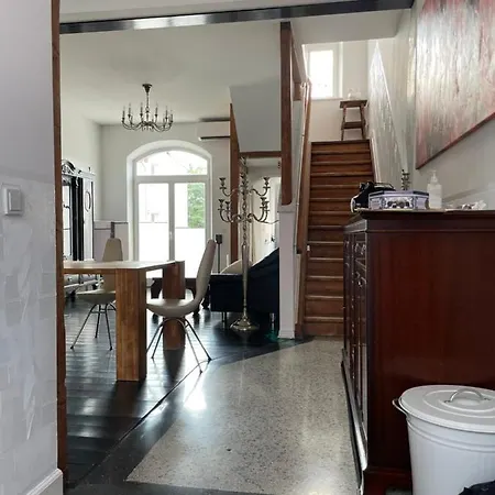 Denkmalgeschuetztes Schmuckstueck Apartment